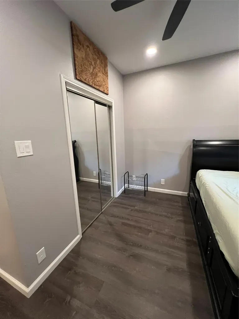 2414 Longview Street 202 Austin TX 78705