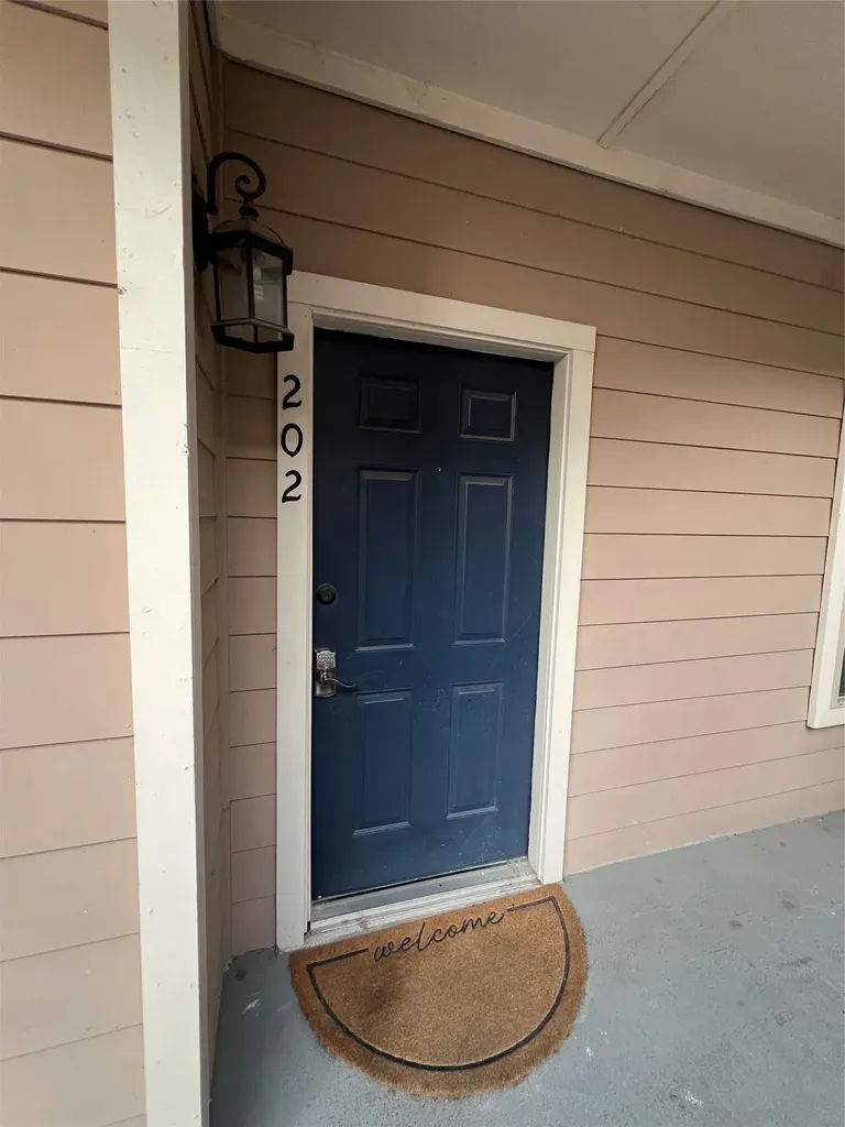 2414 Longview Street 202 Austin TX 78705