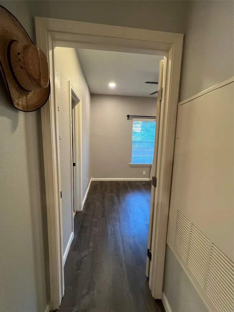 2414 Longview Street 202 Austin TX 78705