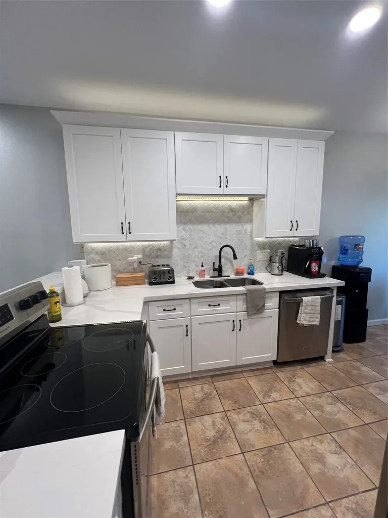 2414 Longview Street 202 Austin TX 78705