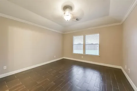 2102 Pickwick Pines Dr Court Humble TX 77396