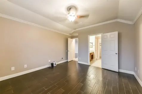 2102 Pickwick Pines Dr Court Humble TX 77396