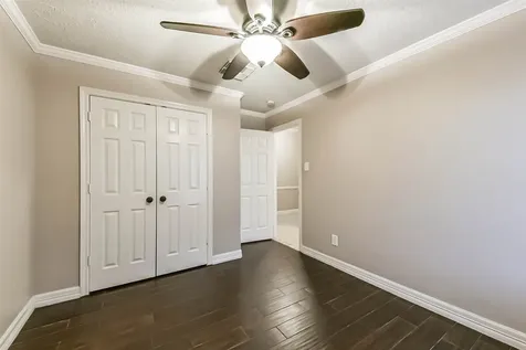 2102 Pickwick Pines Dr Court Humble TX 77396