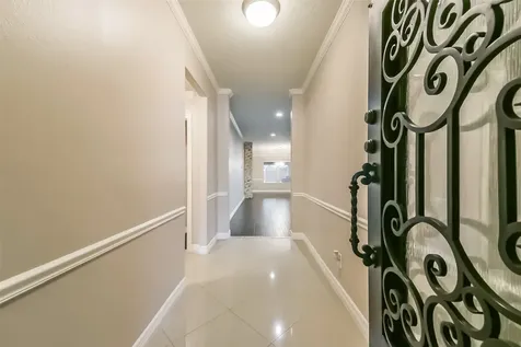 2102 Pickwick Pines Dr Court Humble TX 77396