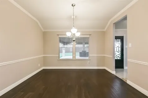 2102 Pickwick Pines Dr Court Humble TX 77396