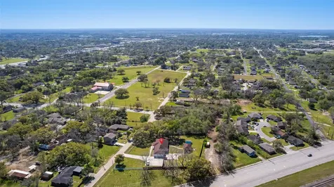 5712 Mentor Drive Texas City TX 77591