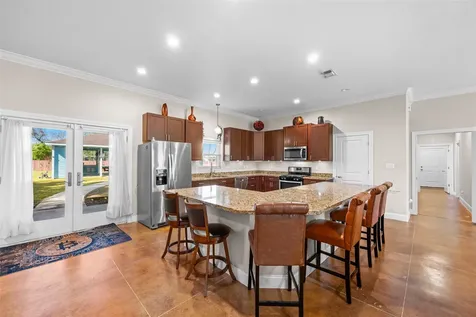 5712 Mentor Drive Texas City TX 77591