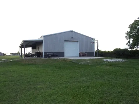 1114 Creekside Lane Weimar TX 78962