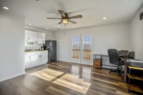 10009 County Road 168 Alvin TX 77511