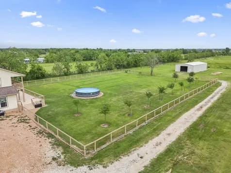 10009 County Road 168 Alvin TX 77511