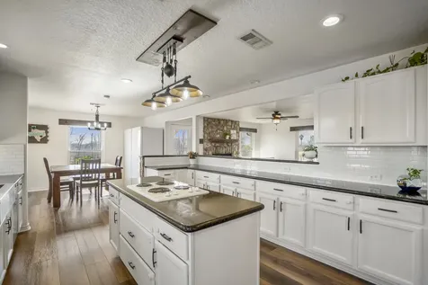 10009 County Road 168 Alvin TX 77511