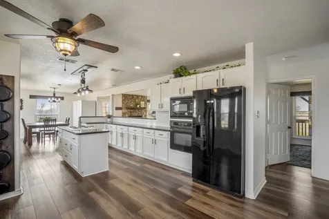 10009 County Road 168 Alvin TX 77511