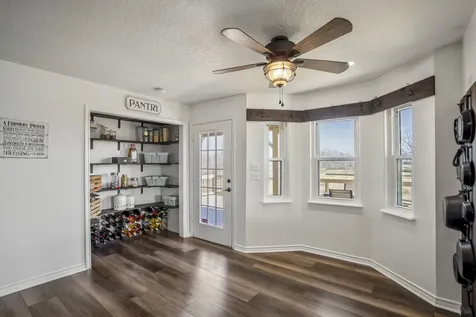 10009 County Road 168 Alvin TX 77511