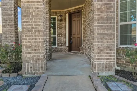 13814 Russell Court Mont Belvieu TX 77523
