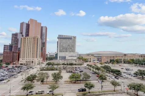 1211 Caroline Street 1804 Houston TX 77002