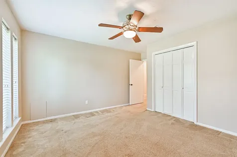 803 Greenbriar Avenue Friendswood TX 77546