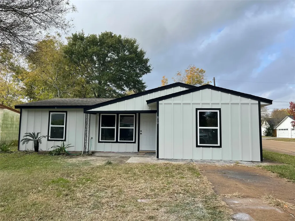 800 S 2nd Street La Porte TX 77571