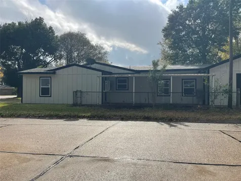 800 S 2nd Street La Porte TX 77571