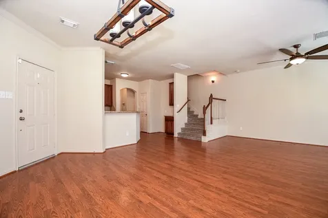 5215 Brinkman Court Houston TX 77091