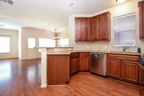 5215 Brinkman Court Houston TX 77091