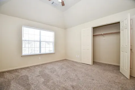 5215 Brinkman Court Houston TX 77091