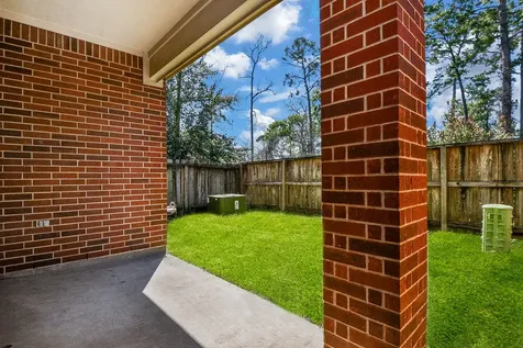 5215 Brinkman Court Houston TX 77091