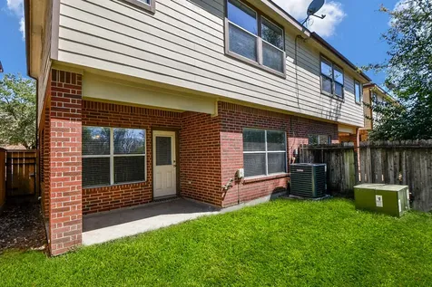 5215 Brinkman Court Houston TX 77091