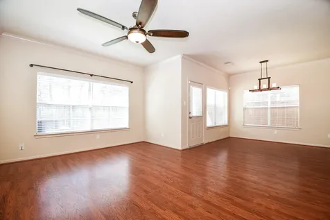 5215 Brinkman Court Houston TX 77091