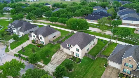 95 Rivercove Lane Richmond TX 77406
