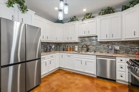 11578 28th Street Santa Fe TX 77510