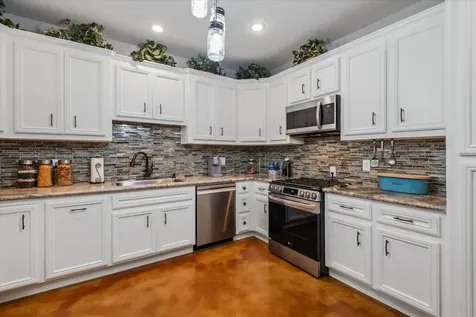 11578 28th Street Santa Fe TX 77510