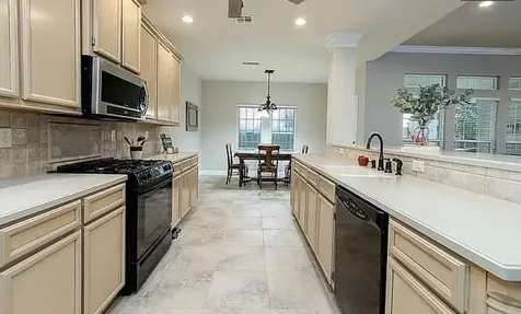 2465 Sunflower Lane Beaumont TX 77713