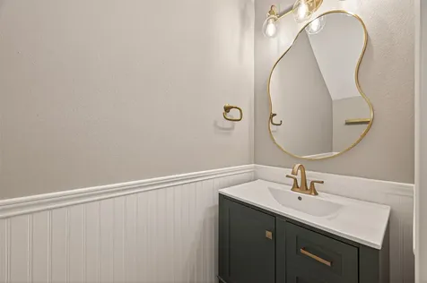 5335 Fairdale Lane Houston TX 77056