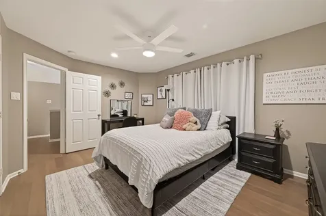 5335 Fairdale Lane Houston TX 77056