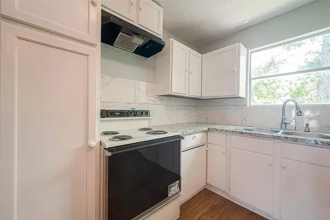 4810 Carmen Street Houston TX 77033