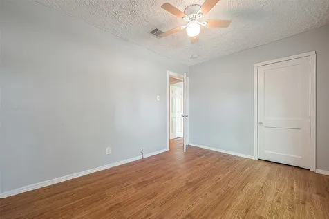 4810 Carmen Street Houston TX 77033