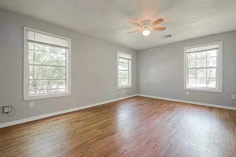 4810 Carmen Street Houston TX 77033