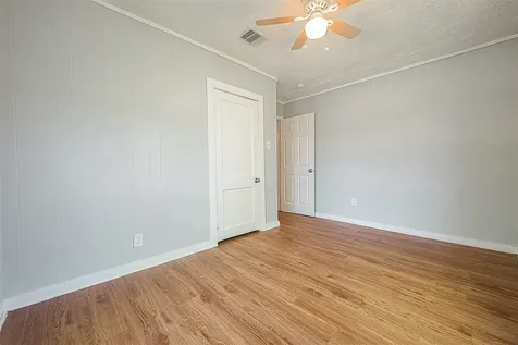 4810 Carmen Street Houston TX 77033