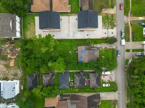 4810 Carmen Street Houston TX 77033