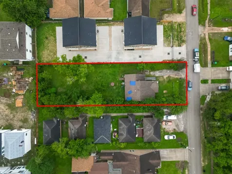 4810 Carmen Street Houston TX 77033