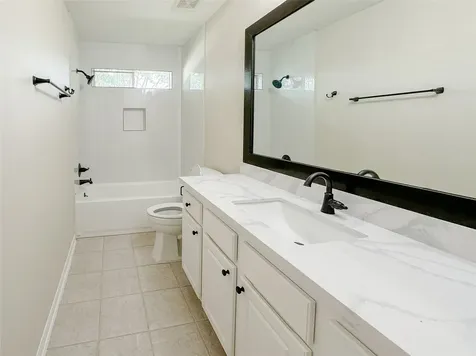 11922 Hueco Tanks Drive Sugar Land TX 77498