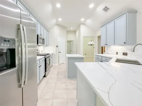 11922 Hueco Tanks Drive Sugar Land TX 77498