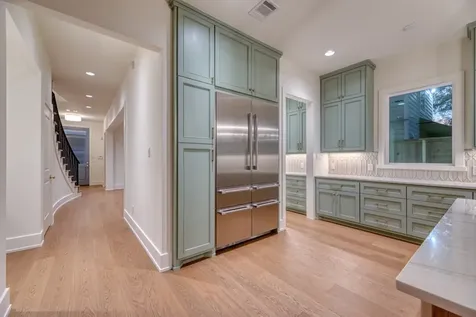2006 Lexington Street Houston TX 77098