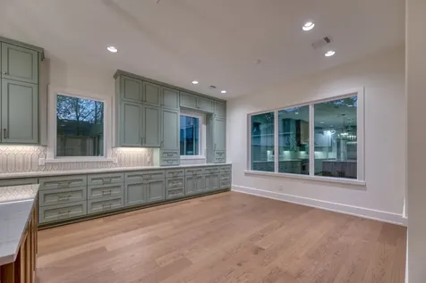 2006 Lexington Street Houston TX 77098