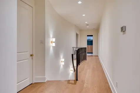 2006 Lexington Street Houston TX 77098