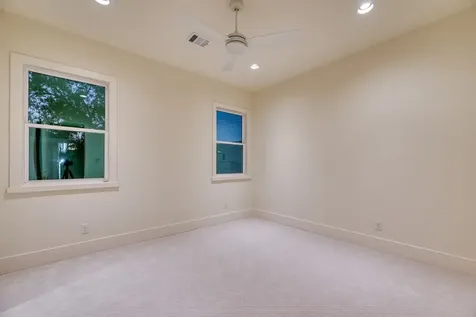 2006 Lexington Street Houston TX 77098