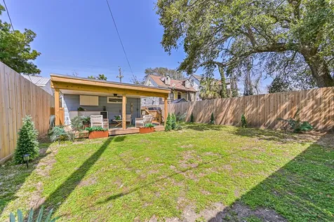 1615 Avenue L Galveston TX 77550