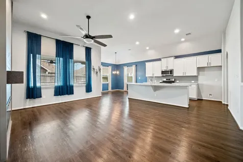 127 Comal Drive Baytown TX 77523
