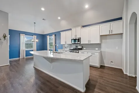 127 Comal Drive Baytown TX 77523