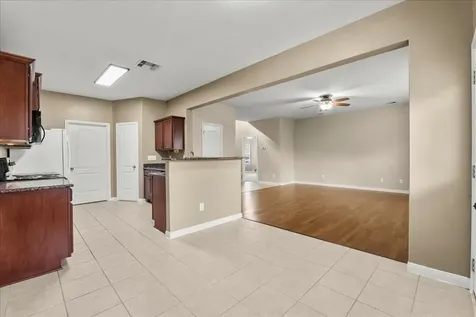 322 Shoshone Ridge Drive La Marque TX 77568